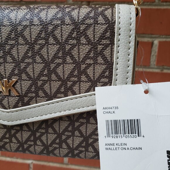 BNWT ANNE KLEIN wallet on a chain in chalk (OS) - Picture 5 of 9